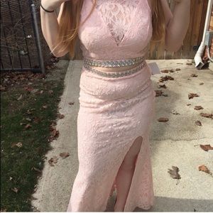 NWT 2 piece set for a prom dress.